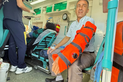 Yüksekova’da minibüsle kamyonet çarpıştı: 10 yaralı