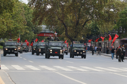 Ankara'da 30 Ağustos korteji