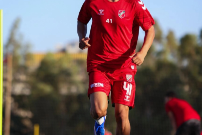 Karşıyaka'da Erol beklemede