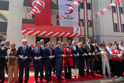 Kars'ta Türk Kızılay'ın aşevi açıldı