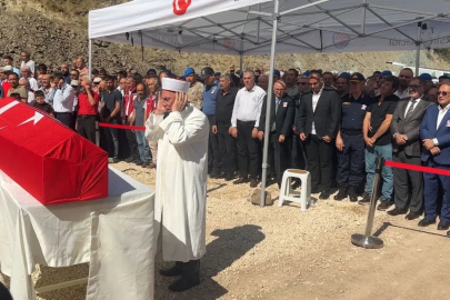 Girne açıklarındaki gemi kazasında hayatını kaybeden uzman çavuş toprağa verildi