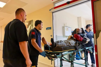 Tomruğa zincir bağlarken elleri sıkışan işçinin 6 parmağı koptu