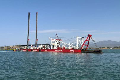 Fethiye Körfezi'nde dip çamuru temizliği için çalışma başlıyor