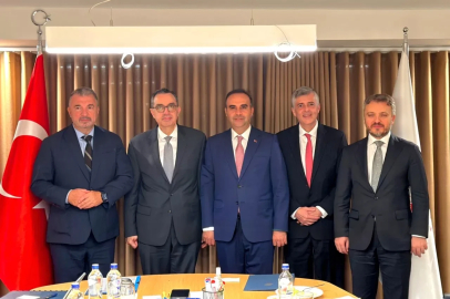 Bakan Kacır, IFC heyetini kabul etti