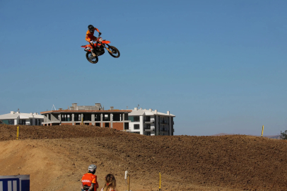 Afyonkarahisar’da piste çıkan Jeffrey Herlings Dünya Motokros Şampiyonu