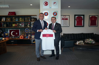 Dursun Özbek'ten, TFF Başkanı Hacıosmanoğlu'na ziyaret