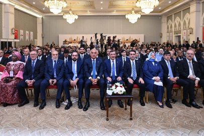 Cevdet Yılmaz: İnsan haklarını savunan herkes, Müslümanlara saldırılara da aynı açık tavrı almalı 
