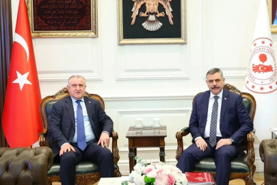 Bakanlar Çiftçi ve Bak, üniversite ve öğrenci yurtlarında alınacak güvenlik tedbirlerini değerlendirdi