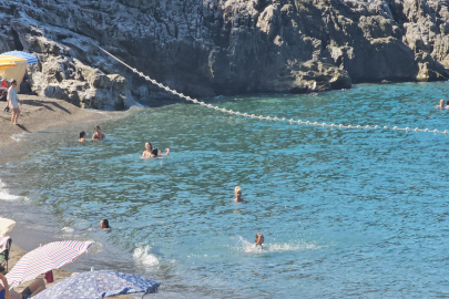 Kapuz Plajı’nda sezon uzadı