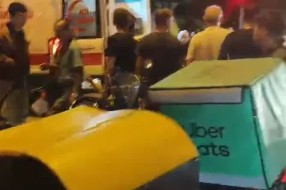 Hafif ticari araç, motosiklete çarptı; 1 ölü, 1 yaralı