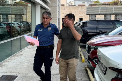 Korkulukları aşıp yola çıktığı öne sürülen çocuğa otomobil çarptı