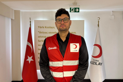 Pakistan'daki afette yardım aldığı Türk Kızılay'ın 17 yıl sonra gönüllüsü oldu