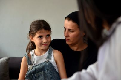 Ayşegül, yeni biyonik kulağına kavuştu