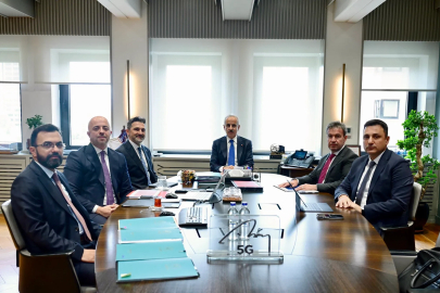 Bakan Uraloğlu, havacılık şirketlerinin temsilcilerini ağırladı