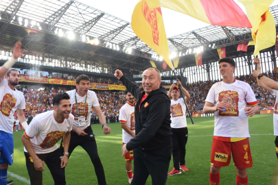 Göztepe'de istikrarın adı Stanimir Stoilov
