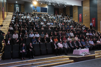 Karadeniz'de kamu personeline iletişim ve yapay zeka eğitimi