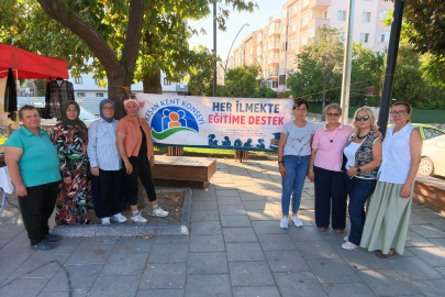 Kadınlar el emeği ürünlerini satıp, 15 ihtiyaç sahibi öğrencinin eğitimine destek oldu