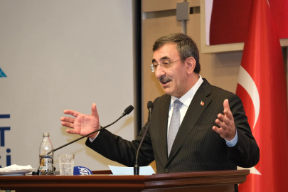 Cumhurbaşkanı Yardımcısı Yılmaz: Türkiye ekonomisi 2026'nın ikinci çeyreğinde yüzde 2,3 oranında büyüdü