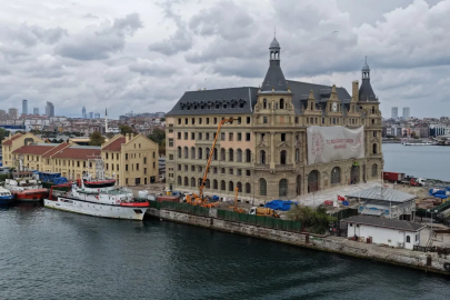 Haydarpaşa'nın temellerinde yer alan ahşap kazıkların yüzde 80'i yok olmuş