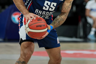 Anadolu Efes - Beşiktaş: 95-81