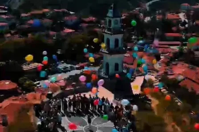 Kanseri yenen genç için balonlar uçurulup, oyunlar oynandı