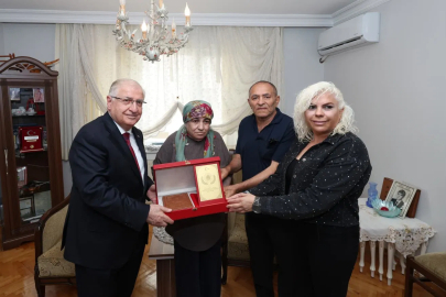 Bakan Güler, şehit Alaattin Buluç’un ailesini ziyaret etti