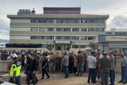 Okul bahçesinde tartıştığı öğretmen amcasını öldürdü