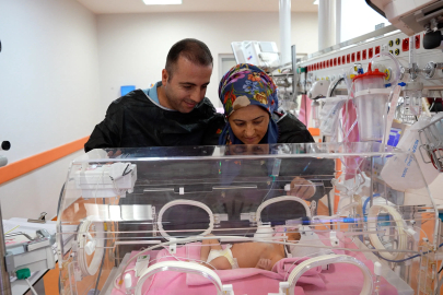 Çocuk hasretleri, tüp bebek tedavisi sonrası doğan ikizler ile son buldu