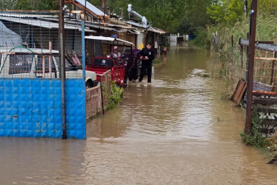 Mudanya'da sağanak su baskınına yol açtı, mahsur kalanlar kurtarıldı / Ek fotoğraflar 