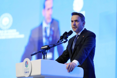 Bakan Bayraktar: Türkiye, petrol ve doğal gazda kendi kendine yeten bir ülke olacak