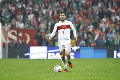 A Milli Futbol Takımı'nda Orkun Kökçü, aday kadrodan çıkarıldı