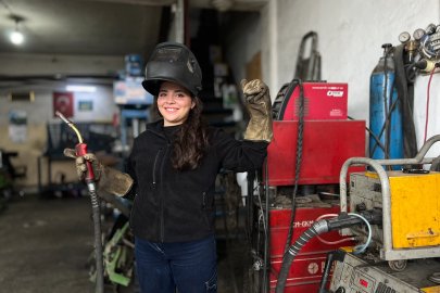 Fatma Sena, 18 yaşında kaynak ustası oldu