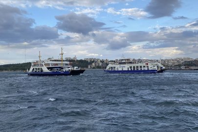 Gökçeada ve Bozcaada feribot seferlerine fırtına engeli