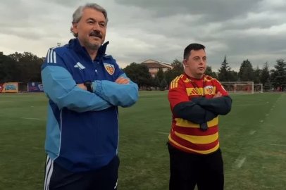 Kayserispor'un down sendromlu taraftarı Mehmet'ten antrenman ziyareti
