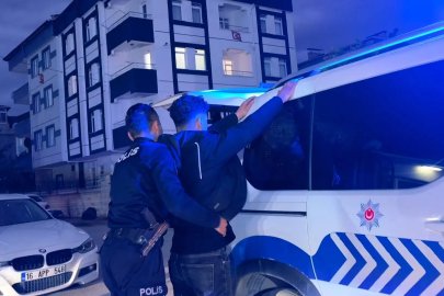 Ehliyet sınavında kopya düzeneğiyle yakalandı, 2 yıl sınavlardan men edildi