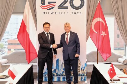 Bakan Bolat, Polonyalı mevkidaşı Domański ile bir araya geldi