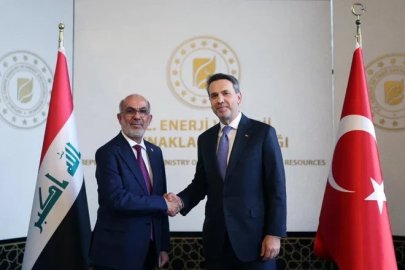 Bakan Bayraktar, Irak Petrol Bakanı Hüdeyir ile bir araya geldi
