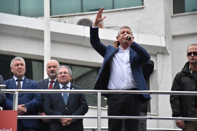 Özgür Özel: Biz asla yenilgiye alışmayacağız