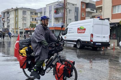 Çanakkale’den umre için Mekke’ye bisikletle yola çıktı