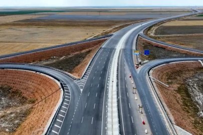 Bakan Uraloğlu: Konya Çevre Yolu'nun Aksaray-Adana arasını bu yıl tamamlamayı hedefliyoruz