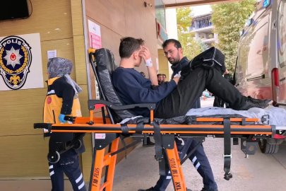 Motosikletin tekerini tamir etmeye çalışırken parmağı koptu