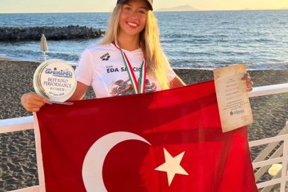 Eda Savcıgil, Catalina Kanalı'nı rekorla yüzdü