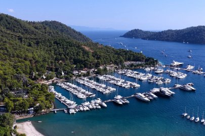 Bakan Kurum: Fethiye'nin mavisi emin ellerde