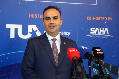 Bakan Kacır: 2027'nin ilk aylarında Ay uzay aracımızı Ay'a göndereceğiz
