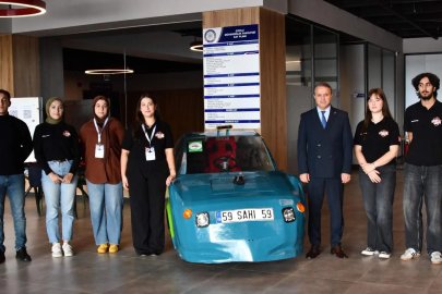 Üniversite öğrencileri otonom araç üretti