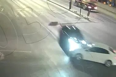 2 kişinin ölümüne neden olan alkollü sürücü, telefonla ilgilenip sağlık ekiplerine cipindeki hasarı sordu