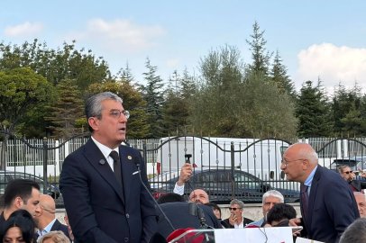 Yeni Parti'den AYM önünde 'erişim engeli düzenlemesi' açıklaması