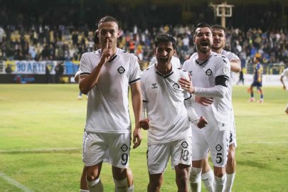 Altay deplasmanda Uşakspor sınavında