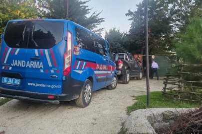 Bursa'da villa bahçesindeki 500 bin liralık güneş panellerini çaldılar