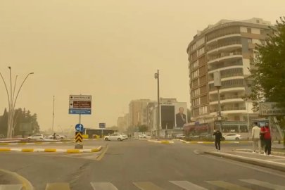 Şanlıurfa'da toz taşınımı etkili oldu 